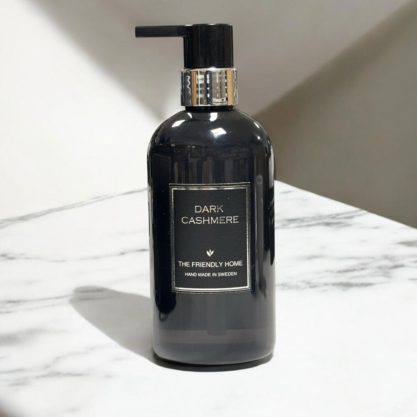 Dark Cashmere, Handkräm, 300 ml